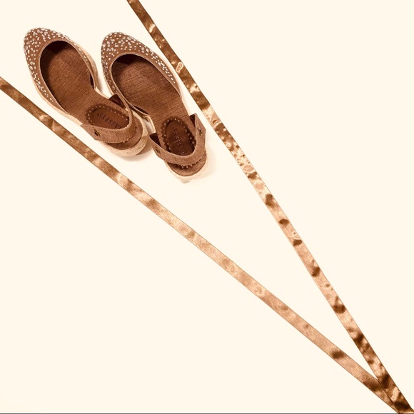 🆕 NWT Sparkler Satin-Laced Espadrilles, in Brown - Picture 8 of 8